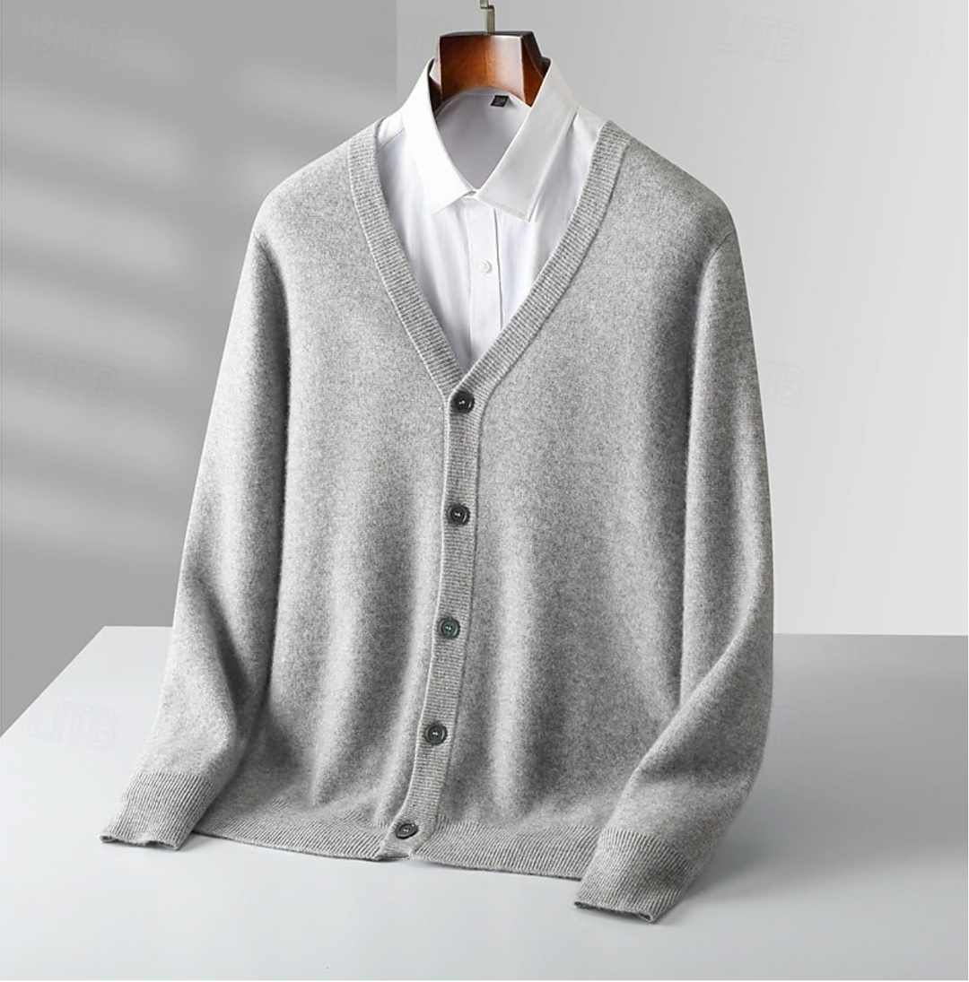 Men’s Button-Up Cardigan with Classic V-Neck – Comfortable Fit