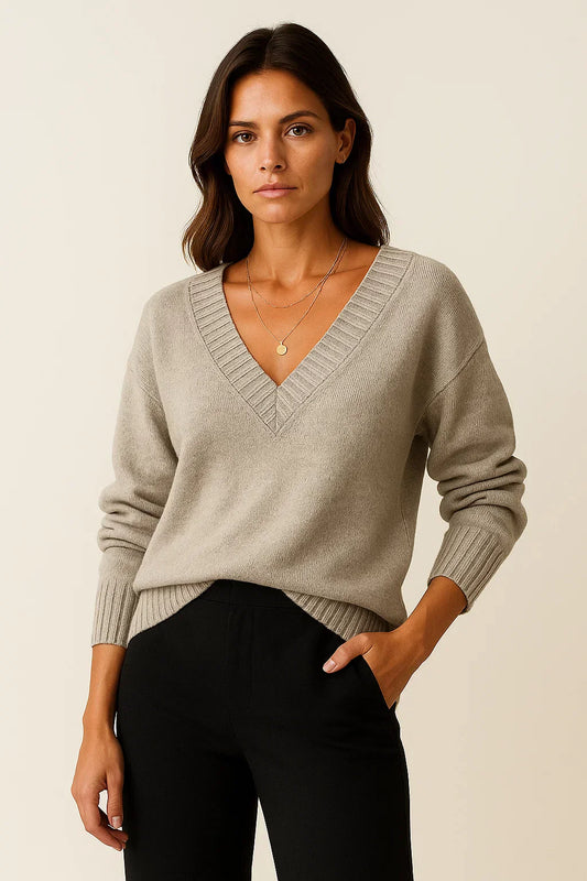 Women’s V-Neck Sweater – Elegant Pullover for Autumn and Winter